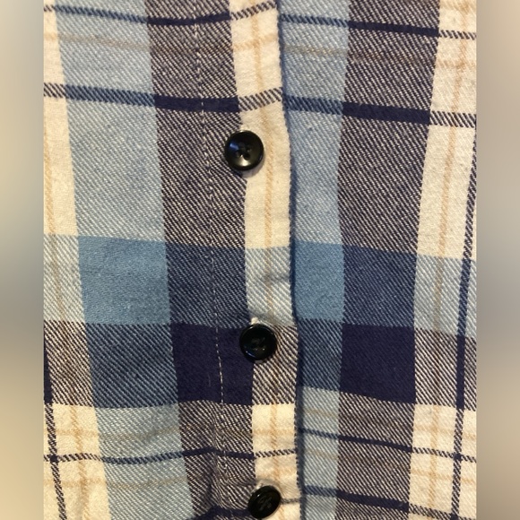 Forever 21 cropped flannel top size MEDIUM - Picture 4 of 6